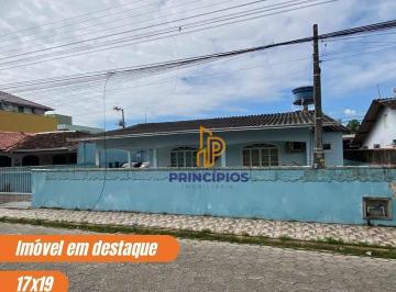 d8429c65b5000503de1e8906c7565ed5dd2965fd · Casa com 4 dormitórios à venda, 156 m² por R$ 600.000,00 - Centro - Navegantes/SC