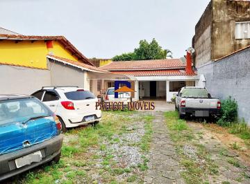 Casa · 283m² · 2 Quartos · Linda Casa com Excelente Espaço para Piscina, Próximo Ao Mar!