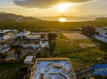 9f6951e185d130e0539066bbcb63c48ea54e8af0 · Apartamento com 2 dormitórios à venda, 74 m² por R$ 1.055.000,00 - Monte Verde - Florianópolis/SC