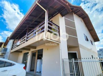 Casa · 216m² · 3 Quartos · 4 Vagas · Casa com 1 suíte + 2 quartos, Nova Brasília