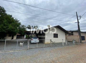 Casa · 541m² · 4 Quartos · 1 Vaga · CASA COM 4 QUARTOS, ILHA DA FIGUEIRA GUARAMIRIM