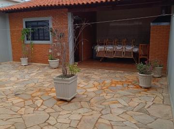 Foto 01 · Casa, Higienópolis, Catanduva, SP