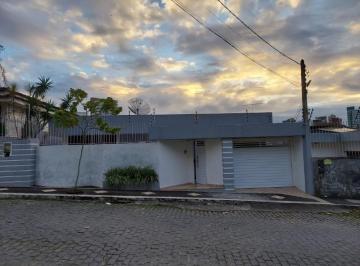 Foto 01 · Casa à venda em Itabuna-BA, bairro Góes Calmon: 4 quartos, 1 suíte, 2 salas, 4 banheiros, 2 vagas de