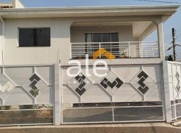 Foto 01 · Maravilhoso sobrado à venda: Luxo e Conforto em 241m²!
