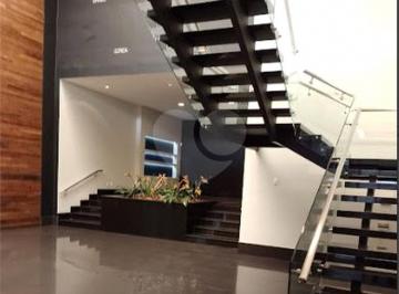 Comercial , São Paulo · Galpão para locação com 6.000m² 8 banheiros 110 vagas e 8 banheiros