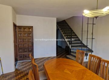 Sala · Imperdível: Casa à venda em Mirandópolis, SP, com 4 quartos, 1 suíte, 1 sala, 4 banheiros, 2 vagas e