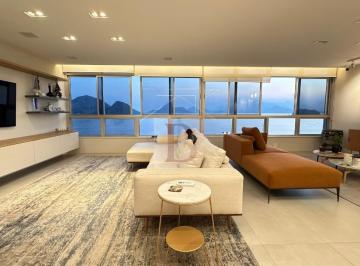 Foto 01 · Imperdível apartamento de 4 quartos com 250m² em Icaraí, Niterói-RJ: sua oportunidade de viver com c