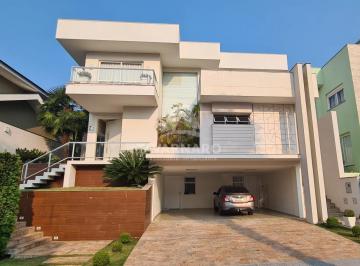 Casa · 582m² · 4 Quartos · 3 Vagas · Viva o Melhor da Vida em um Condomínio Fechado!