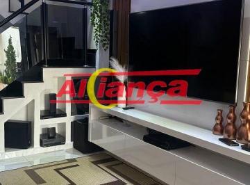 Casa · 135m² · 2 Quartos · 2 Vagas · Sobrado Moderno no Jardim Adriana