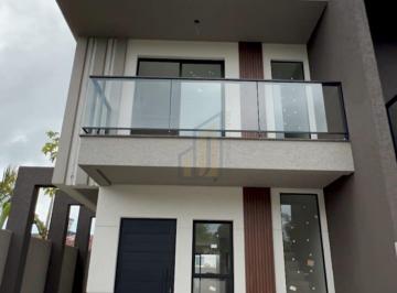 Casa · 107m² · 3 Quartos · 2 Vagas · Casa à venda no bairro São João do Rio Vermelho - Florianópolis/SC