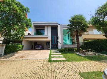 0227355adcd038b3a0bdda8842d02baae3111a6f · Luxuosa Residência à Venda por R$ 5.000.000: 4 Suítes, Piscina e Aquecimento Solar!