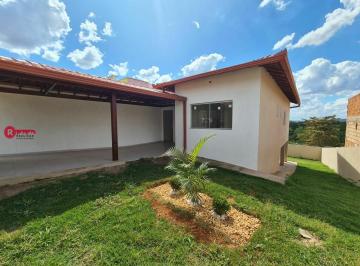 Casa · 120m² · 3 Quartos · 2 Vagas · Casa de Lote Inteiro com Amplo Espaço de Porão no bairro Casa Grande em São Joaquim de Bicas