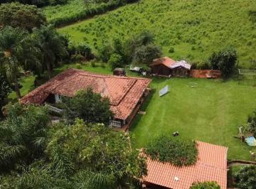 Rural · 8000m² · 3 Quartos · 5 Vagas · Sítio com 8.000m² à Venda no Povoado de Vieiras em Itatiaiuçu