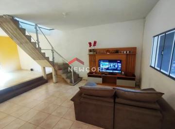 Casa · 200m² · 4 Quartos · 4 Vagas · Casa em Rua das Acácias - Chácara Contagem - Contagem/MG