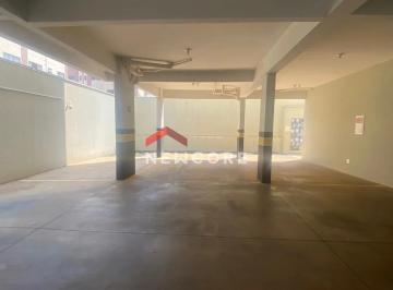 Apartamento · 50m² · 2 Quartos · 1 Vaga · Apartamento em  Rua Lourdes de Carvalho - Segismundo Pereira - Uberlândia/MG