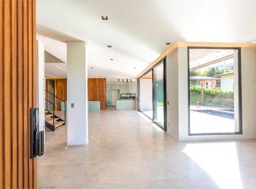 Casa de 4 quartos, Bragança Paulista · Casa em Bragança Paulista para venda - Espetacular!