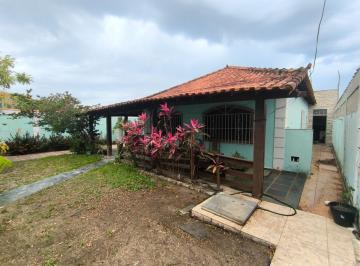 IMG20251213122408.jpg · Casa para Venda em Araruama/RJ - 5 Dorm. 245 m2 Área Útil