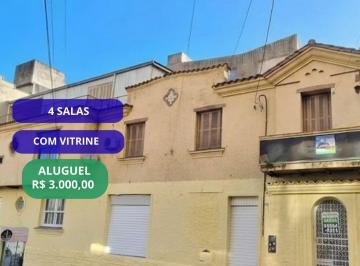 Comercial · 100m² · 4 Quartos · Loja no centro, 100m² com vitrine
