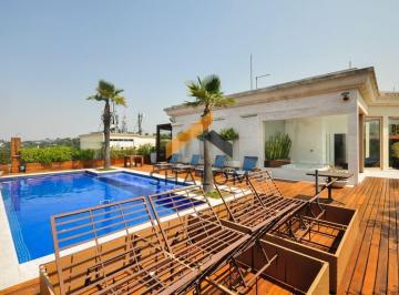 Apartamento · 1200m² · 4 Quartos · 10 Vagas · Cobertura Duplex com Vista Panorâmica e Lazer Completo