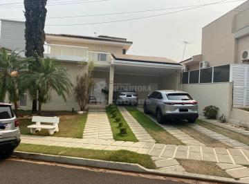 Casa · 400m² · 3 Quartos · 6 Vagas · Condominio GAivaota I -