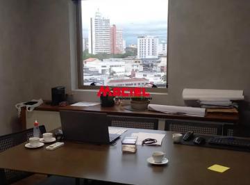 Comercial · 45m² · 1 Vaga · proximo ao center vale sala nova ao lado dos comercios