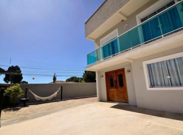 Casa de 3 quartos, Curitiba · Para Investidor - Sobrado de esq face norte muito ensolarado no São Braz - 134m²