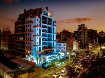 Apartamento de 3 quartos, Curitiba · Apartamento Alto Padrão 154 m² - 3 Suítes - Champagnat - 2 Vagas De Garagem