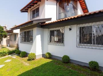 Casa de 3 quartos, Curitiba · Sobrado com 4 dorm's (1s) em ótima localização no São Braz
