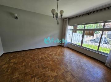 Casa · 156m² · 2 Quartos · 1 Vaga · Casa térrea com 2 dormitórios, 1 vaga, 156m2 no Jardim Felicidade