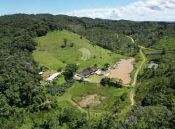 Rural de 6 quartos, Juquitiba ·  Fazenda com 22 Alqueires e Cachoeira  Particular a Venda na Cidade de Juquitiba. 