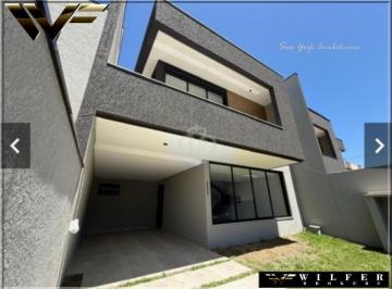 Casa · 173m² · 3 Quartos · 2 Vagas · Sobrado à Venda no Centro de São José dos Pinhais