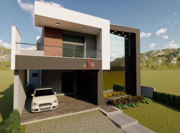 Casa · 303m² · 3 Quartos · 2 Vagas · Casa à venda - no Centro
