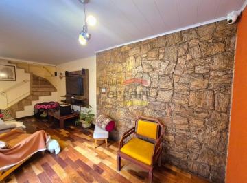 Casa · 140m² · 3 Quartos · 2 Vagas · Sobrado no Jaçanã com 3 quartos, 2 banheiros e garagem para até 2 carros