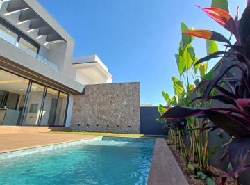 Casa · 298m² · 4 Quartos · 2 Vagas · Sobrado com 4 quartos à venda, Condomínio Gávea Paradiso - Uberlândia/MG