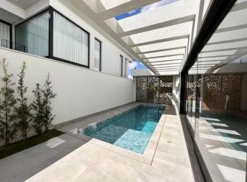 Casa · 286m² · 3 Quartos · 3 Vagas · Sobrado com 3 quartos à venda, Condominio Jardim Versailles - Uberlândia/MG