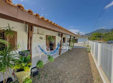 c879b88ac0bf5677fc42b0b2bad92975b4f44c30 · Casa com 4 dormitórios à venda, 233 m² por R$ 1.250.000,00 - Rau - Jaraguá do Sul/SC