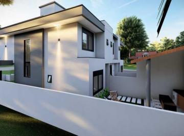 Casa · 93m² · 2 Quartos · 2 Vagas · Casa de rua - Sobrado / Residencial / São João do Rio Vermelho
