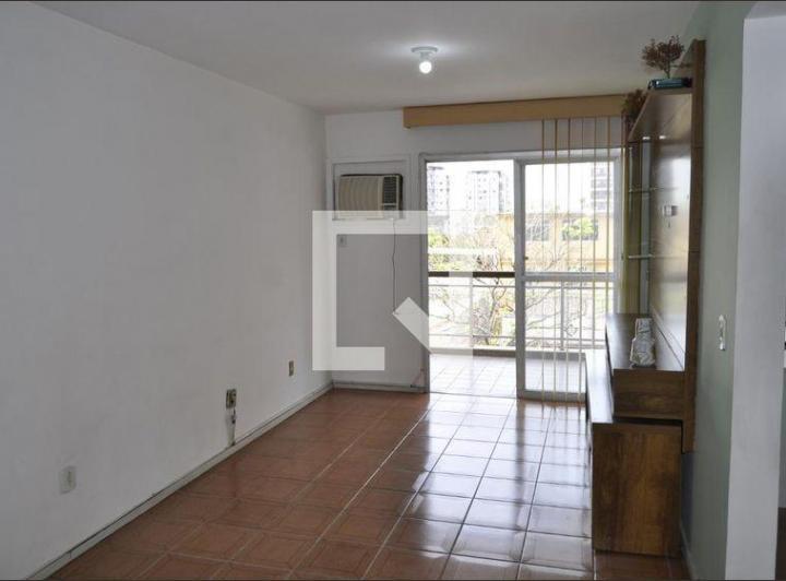 Foto do imóvel - Venda de apartamento com 3 quartos, piscina, jardim e permite animais de estimação