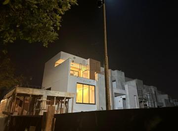 Casa · 173m² · 3 Quartos · 2 Vagas · Casa à venda em Campinas, Chácara Primavera, com 3 suítes, com 173.53 m²