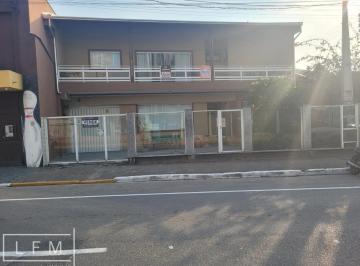 Casa · 300m² · 3 Quartos · 1 Vaga · casa frente avenida a venda