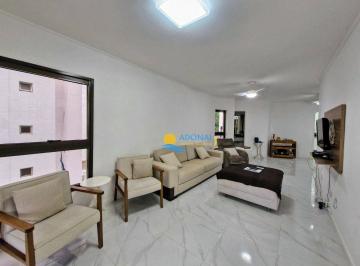 07c43686541f627c1d0a2e3a42896d5529a01d77 · Apartamento próximo à praia com sacada — Pitangueiras — Guarujá