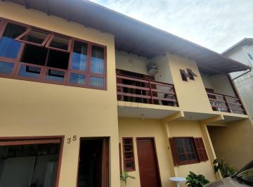 Comercial · 380m² · 11 Quartos · 5 Vagas · Imóvel a 350 metros do mar ( Ideal para pousada)!