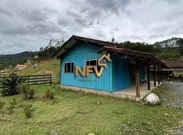Rural · 16000m² · 3 Quartos · Piscina e 2 Lagoas