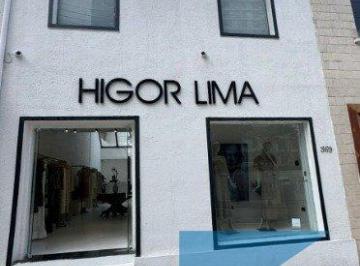 312_iFSCr7_31268cada0e1b18b.jpg · loja de roupas em funcionamento