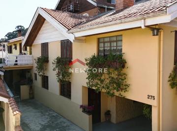 Casa · 153m² · 6 Quartos · 4 Vagas · Casa em Rua Irineu Gonçalves - Atalaia - Campos do Jordão/SP