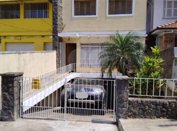 Casa · 220m² · 3 Quartos · Sobrado com 3 quartos à venda em Mirandópolis - SP