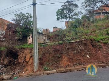 Terreno · 1060m² · Bom terreno à venda !!