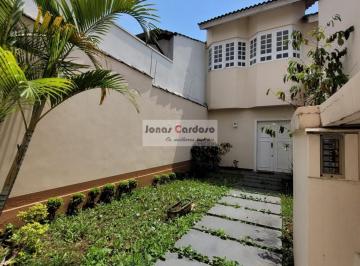 Foto 01 · Ampla casa a venda na Vila Oliveira em Mogi das Cruzes. Com 3 quartos, 1 suíte com closet e hidro, 3