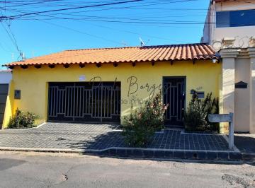 Casa · 131m² · 3 Quartos · 3 Vagas · Casa Linear em Cidade Jardim, Uberlândia/MG