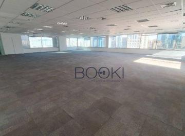 Salão · Conjunto comercial com 267 m disponível para locação no Brooklin.